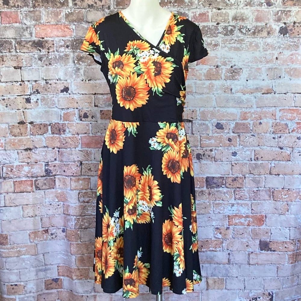 Haute Edition MIDI Sunflower Dress Sz Large
